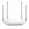TP-Link Archer C50 supporta Wi-Fi Dual-Band AC1200, fino a 300Mbps in 2.4Ghz e 867Mbps in 5GHz.