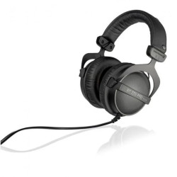 Beyerdynamic DT 770 Pro 32 Ohm Wired Over-Ear