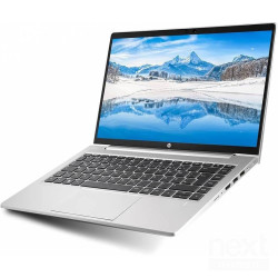 HP 640 G8 offre un'esperienza fluida con i5-1135G7, 16GB RAM e SSD 256GB. Ideale per uso professionale con Windows 11 Pro. Porta